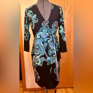 Donna Morgan Black and Blue Paisley Long Sleeve Dress